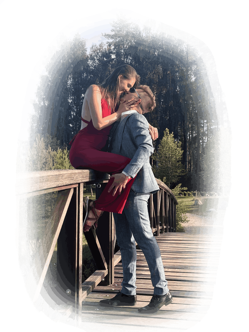Vavea and Linas sharing a kiss on a bridge